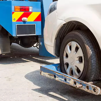 Wrecker Wheel Lift in Frisco, TX