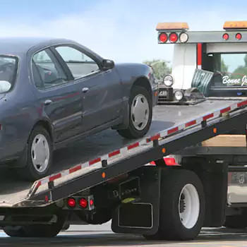 Flatbed Truck Towing in Hunters Creek, TX